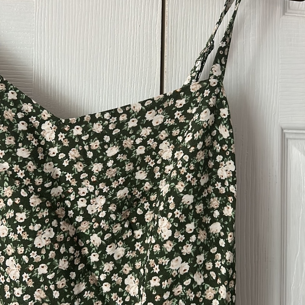 Old Navy Women's green and white floral dress - Picture 4 of 4